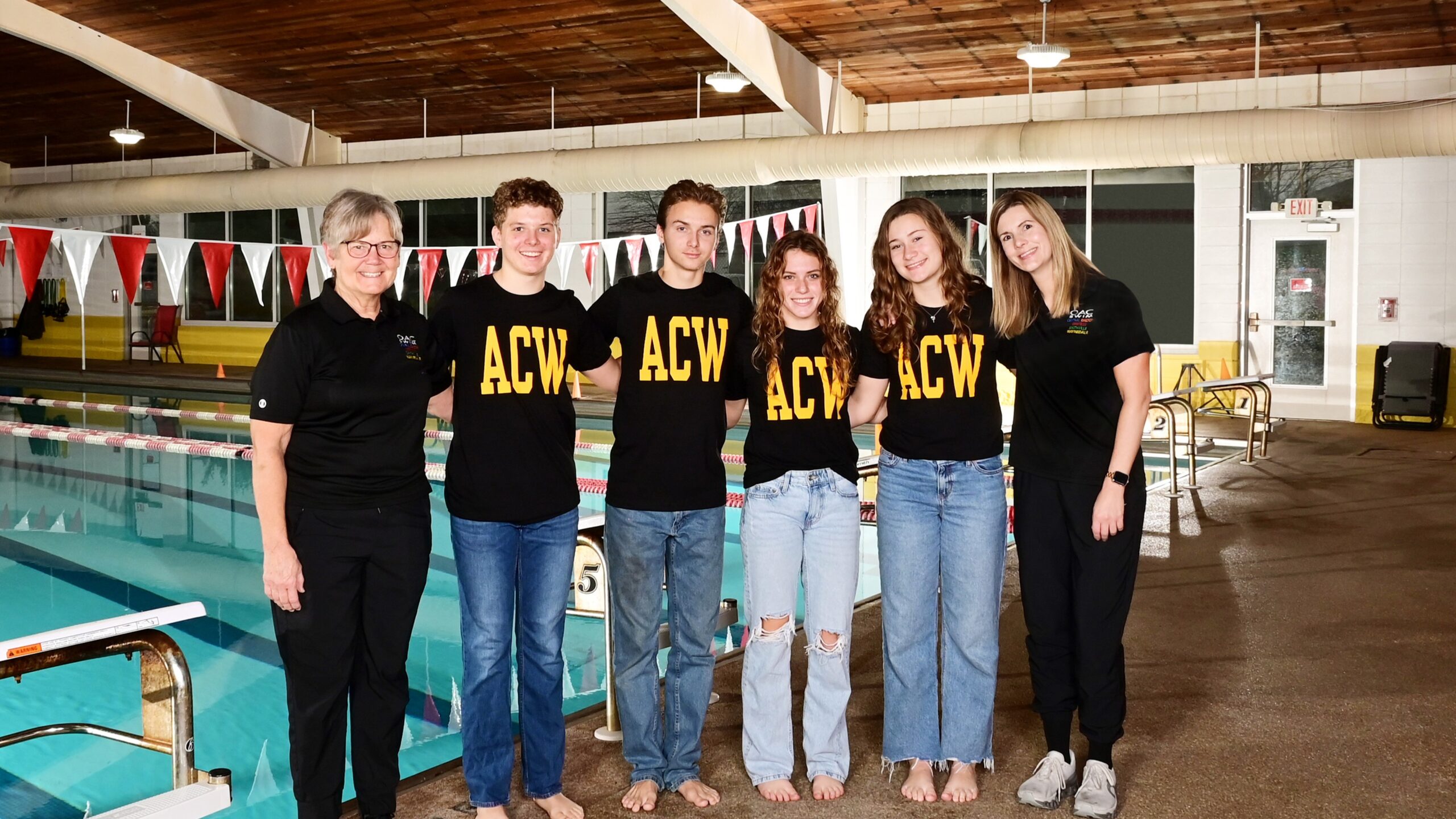 Golden Bears Making a Splash!