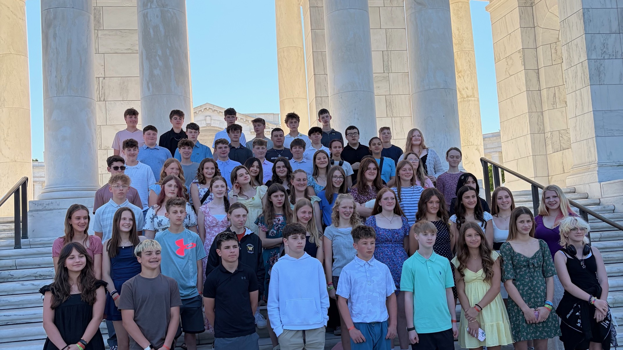 WMS 8th Grade Travels to D.C. (click)